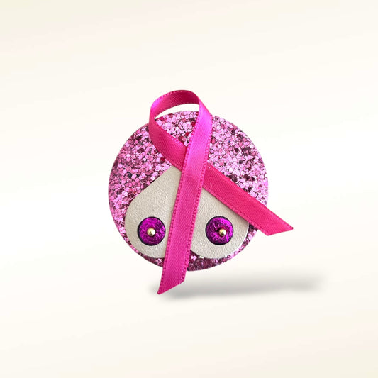 Broche en cuir Anne-Marie